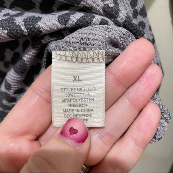 Ultra flirt Leopard Print Thermal Long Sleeve Top Grey Size XL New - Picture 8 of 9